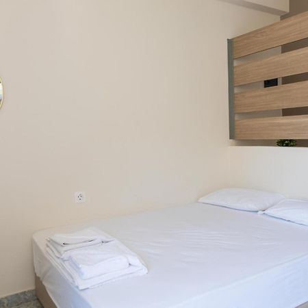 Tota Marinou Hotel Agii Apostoli Exterior foto